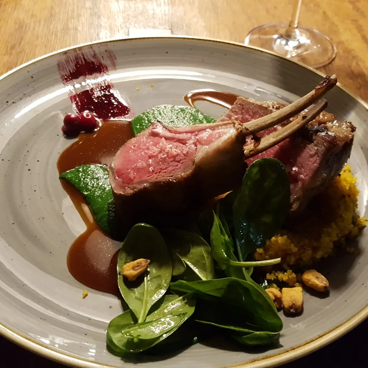 Rind Lamm Und Spinat