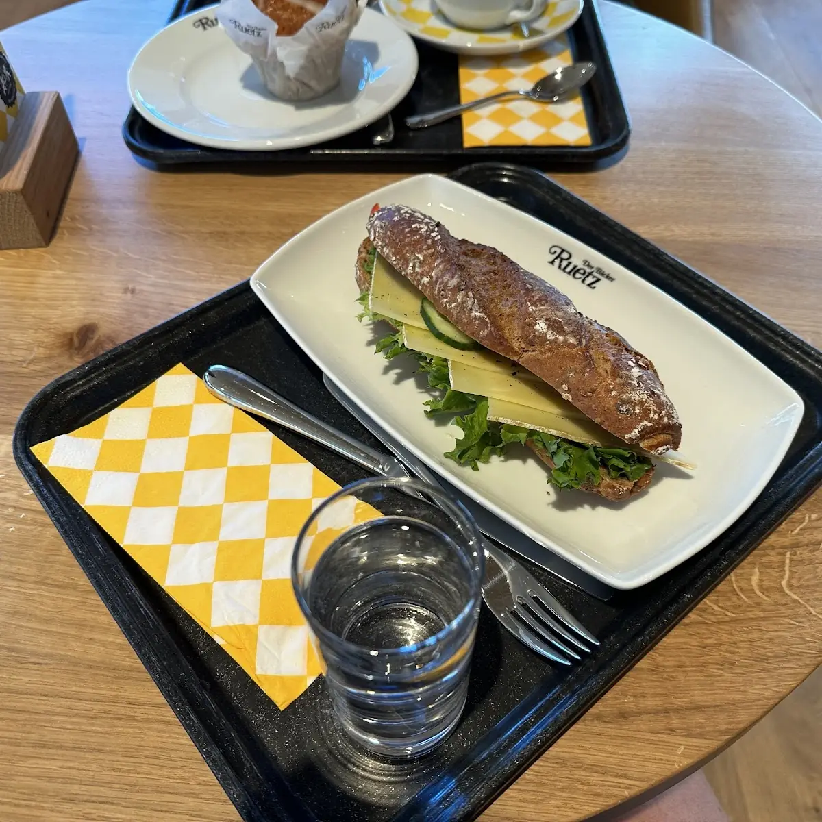 Vollkornbrötchen Mit Käse