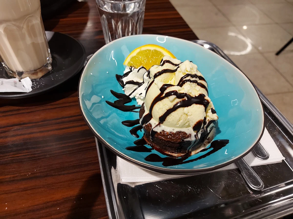 Eis Auf Heiße Schokolade