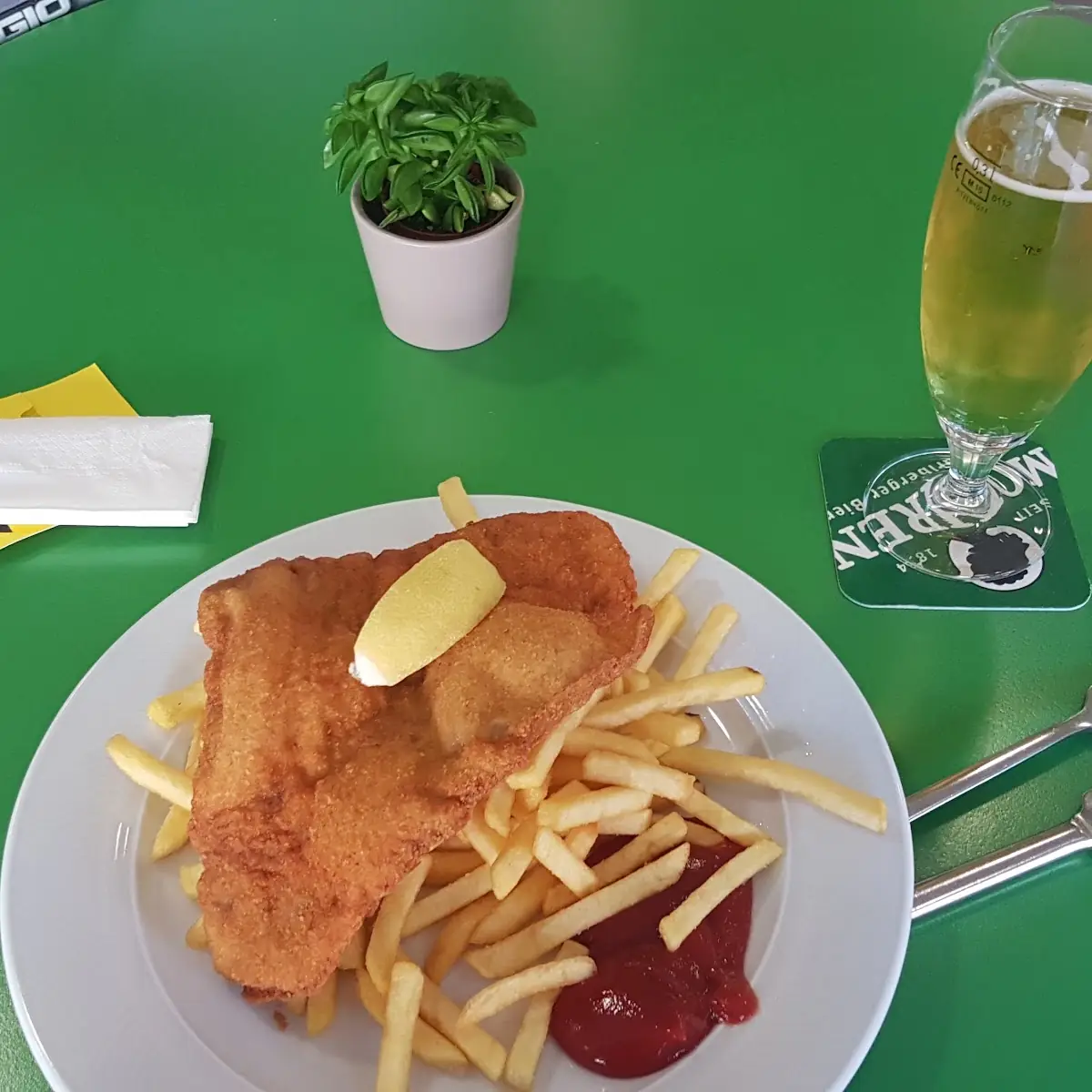 Schnitzel Mit Pommes