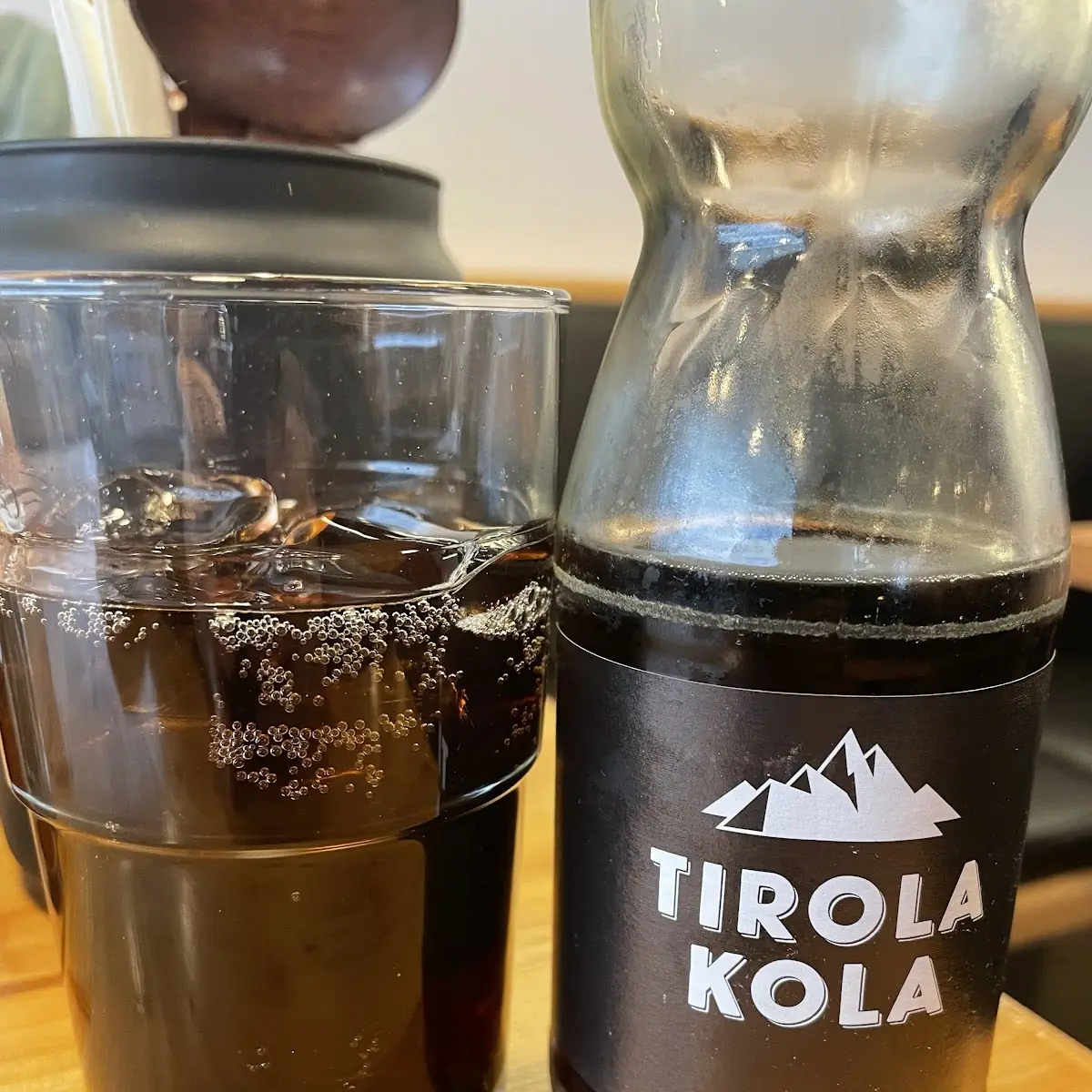 Tirola Kola