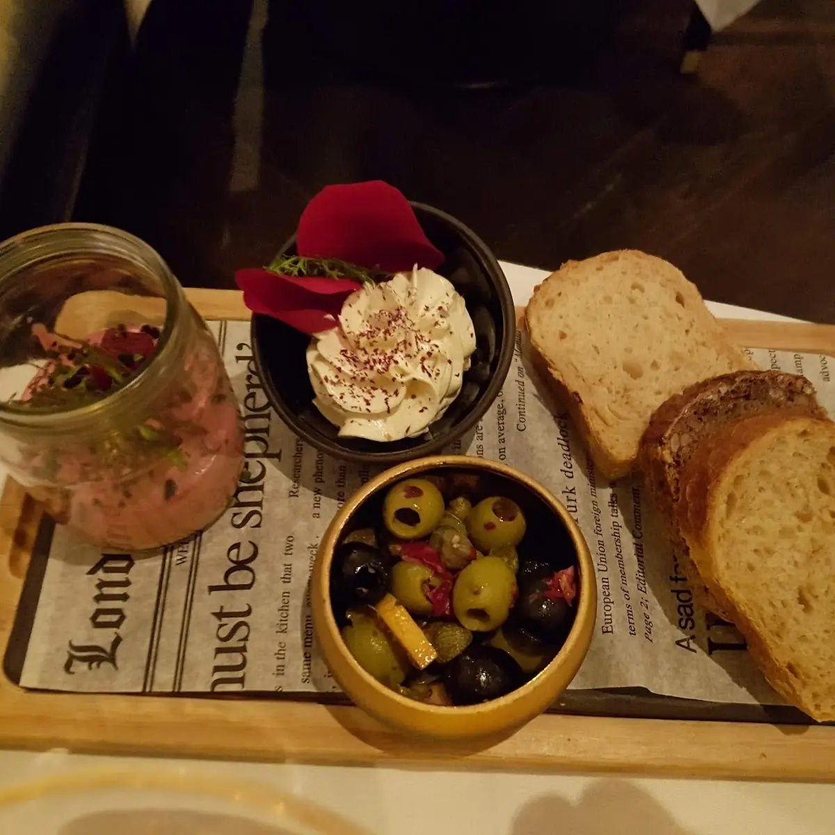 Amuse Guele