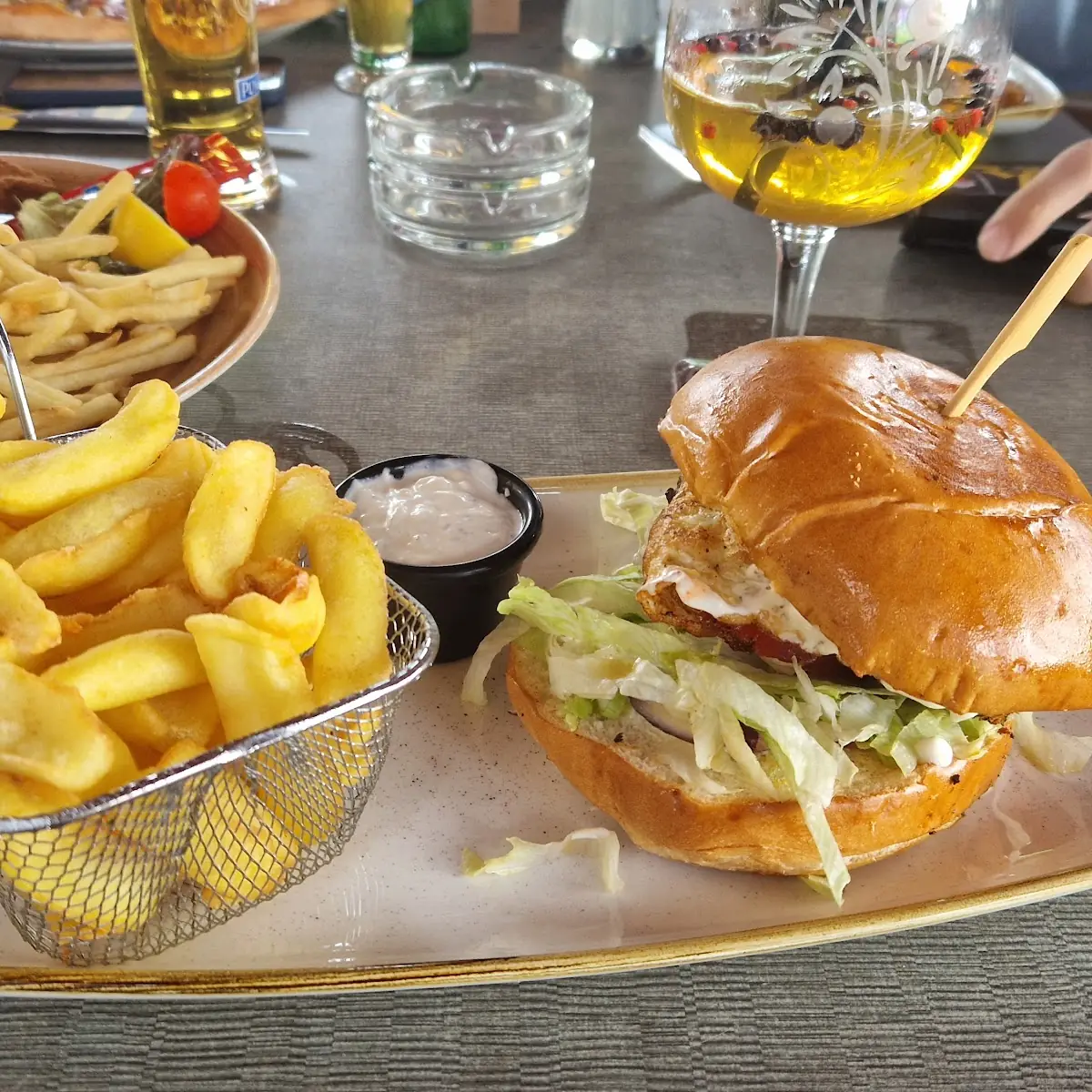 Jeder Burger Nur