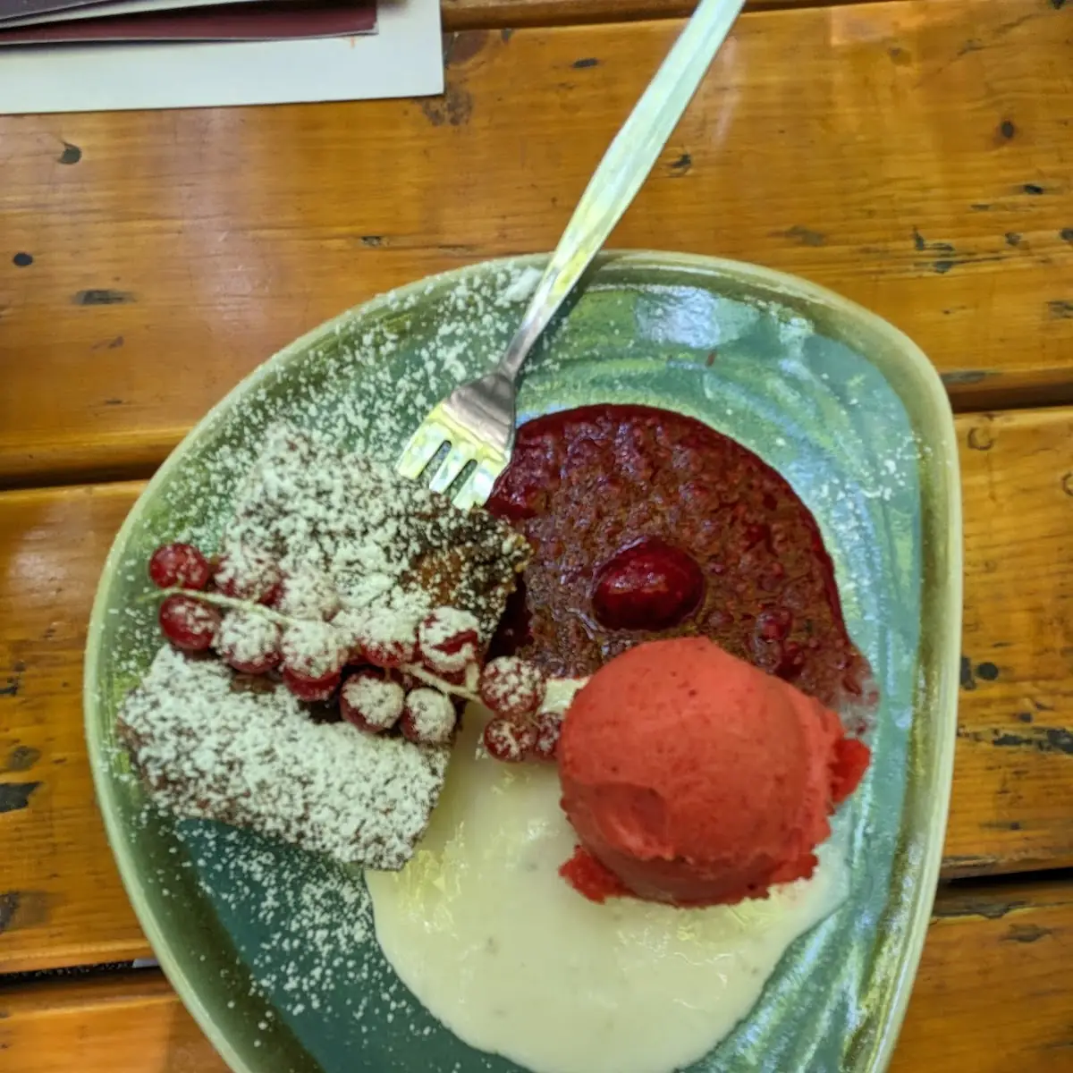 Mohnkuchen Mit Erdbeer Schelato
