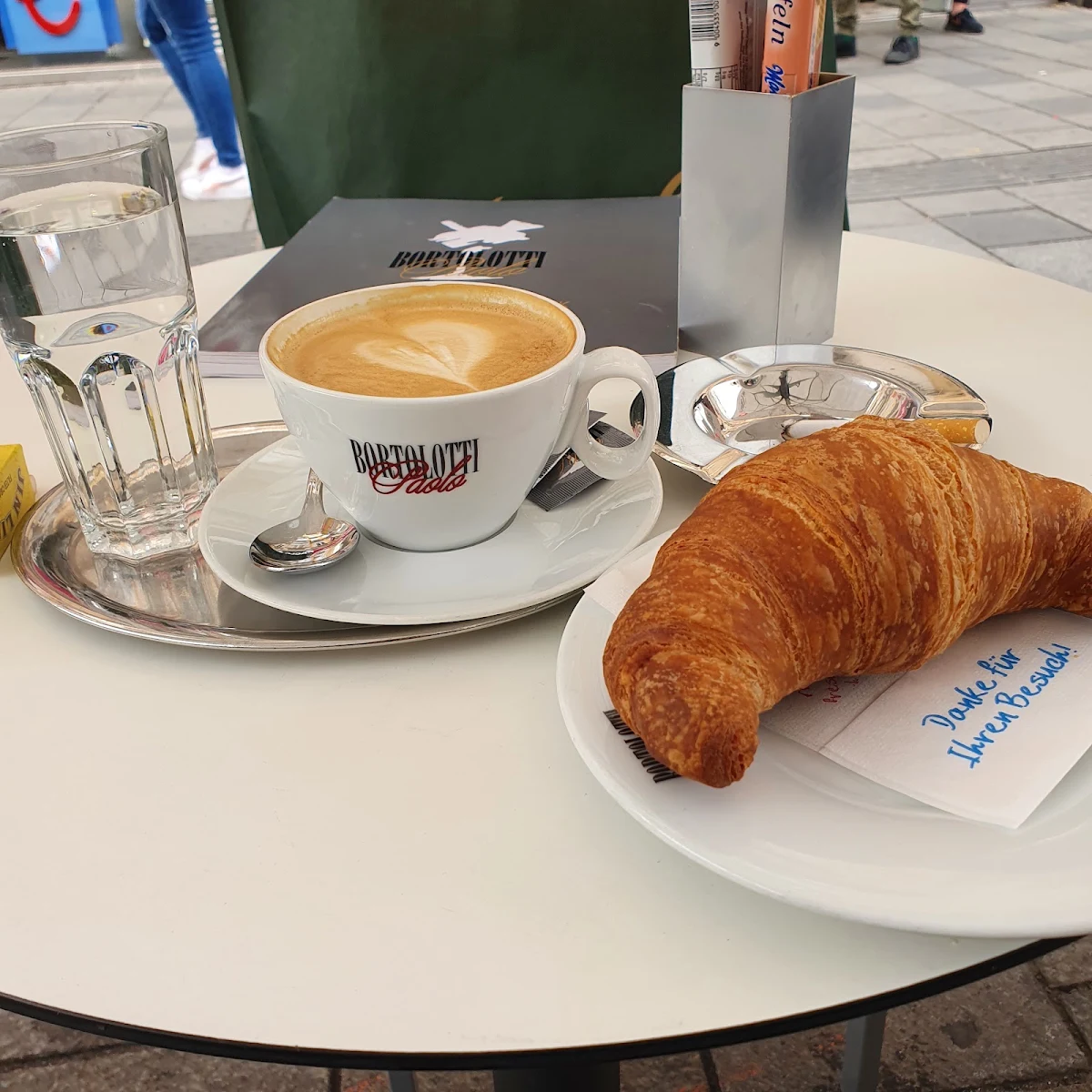 Melange U Croissant