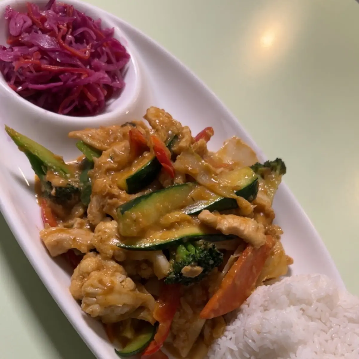 Rotes Curry Mit Kokosmilch