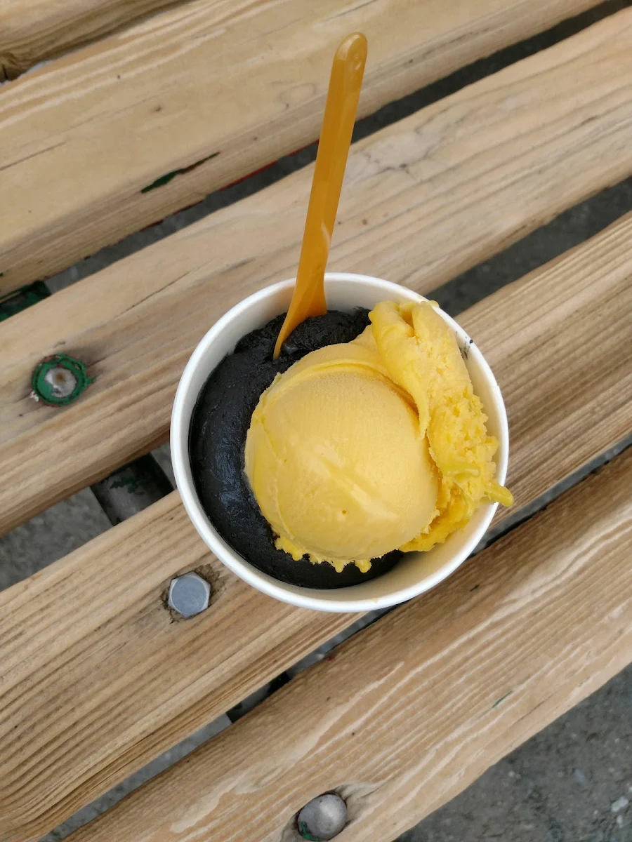 Schwarze Vanille Und Mango