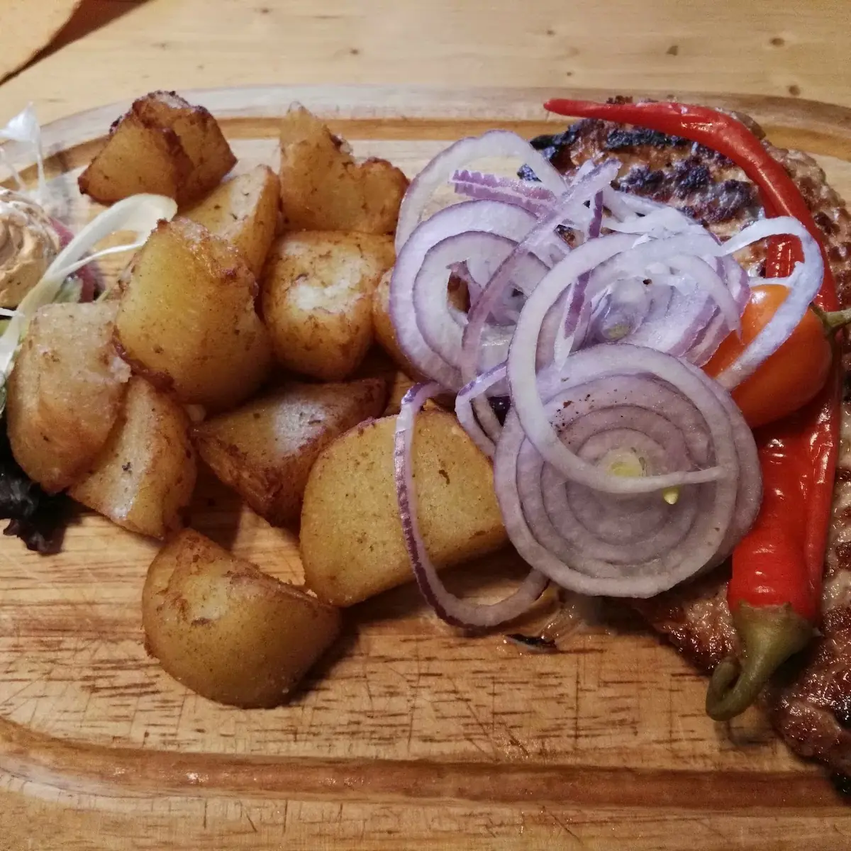 Bierbrauer Schnitzel Mit Bratkartoffel