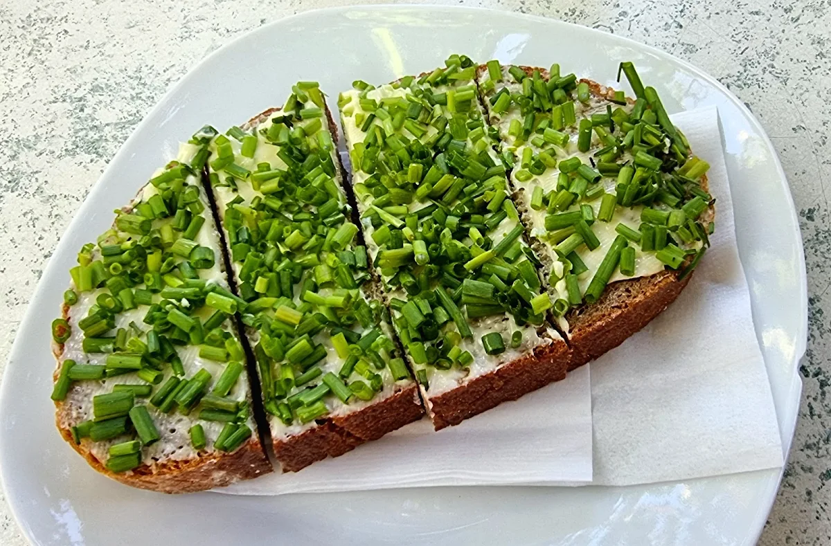 Schnittlauchbrot