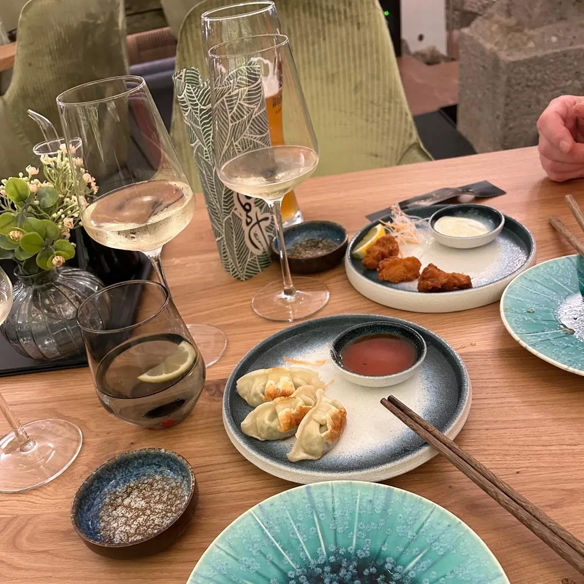 Gyoza Und Japanisches Huhn