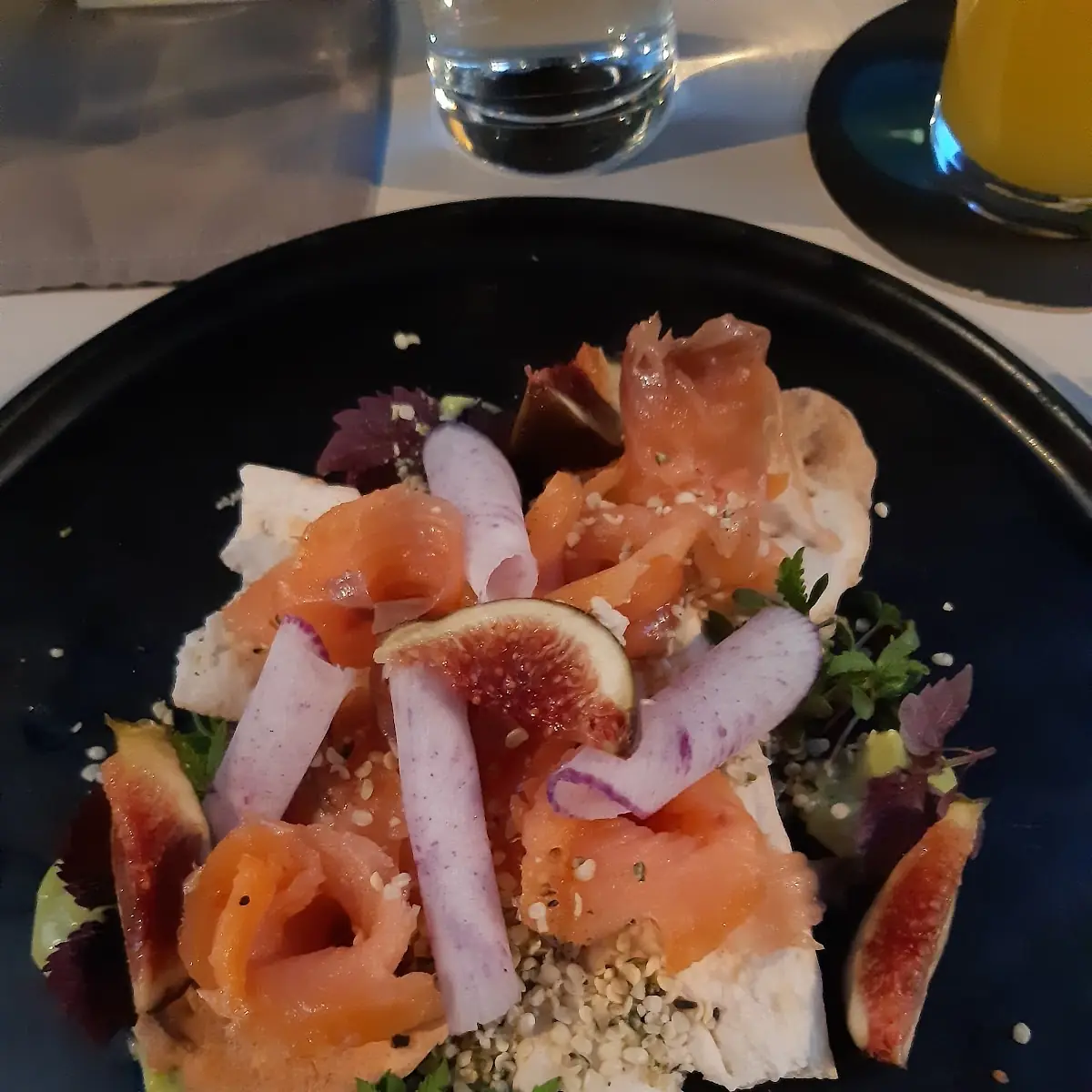 Smoked Salmon with Figs and Avocado