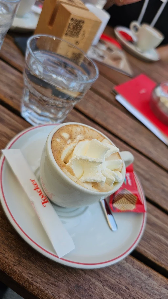 Caffè E Cappuccino Alla Loaker