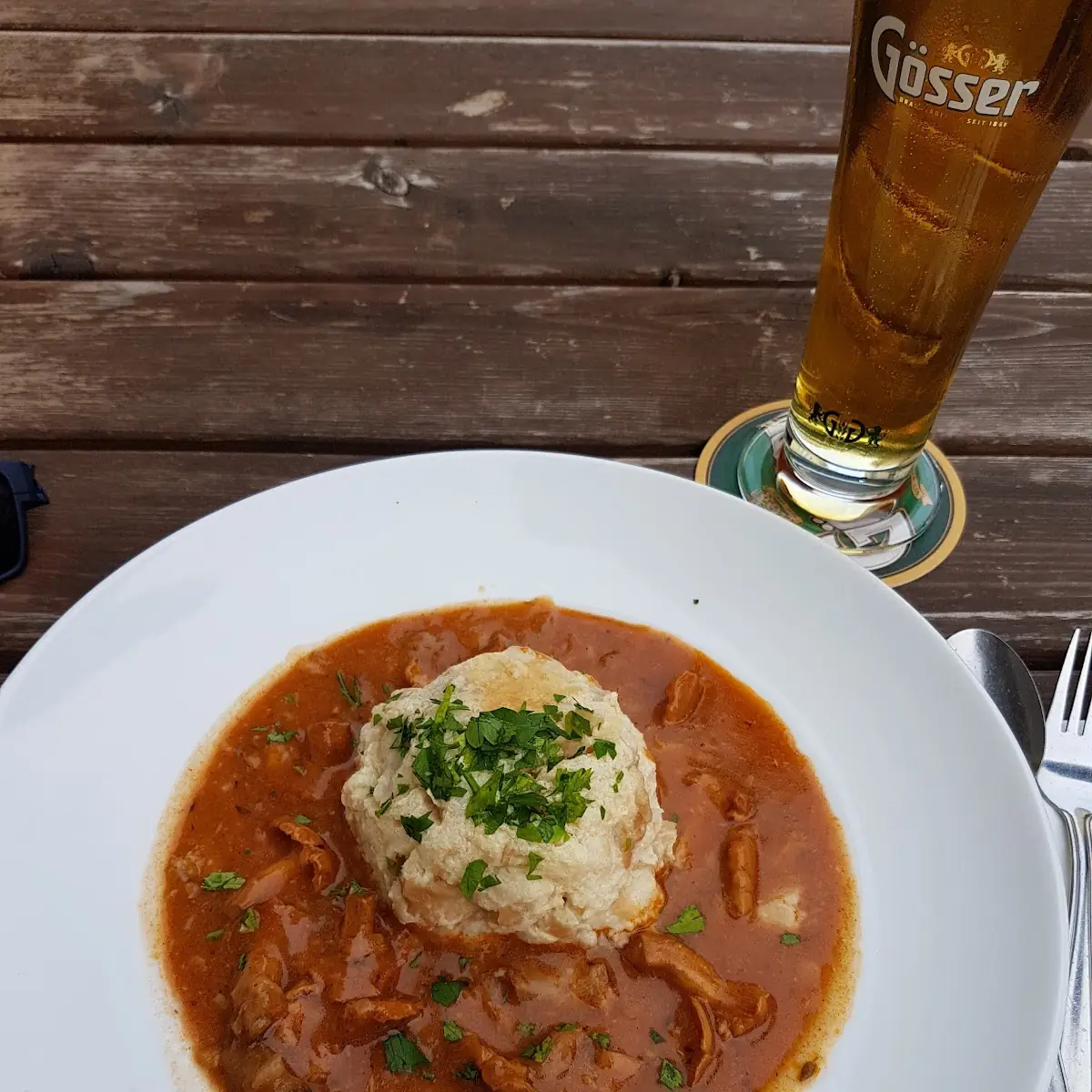 Pfifferlingsuppe Mit Semmelknödel