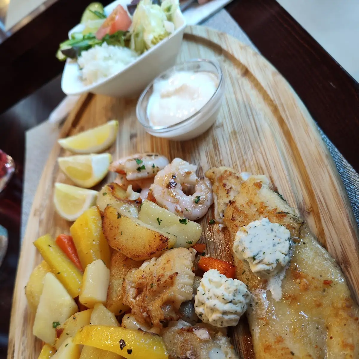 Gegrillte Fischplatte