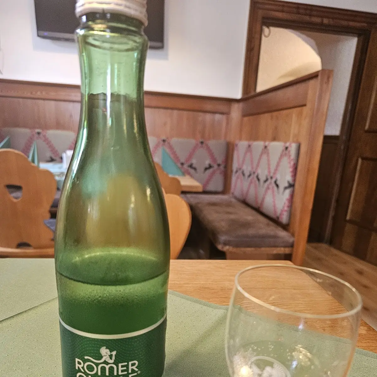 Mineralwasser