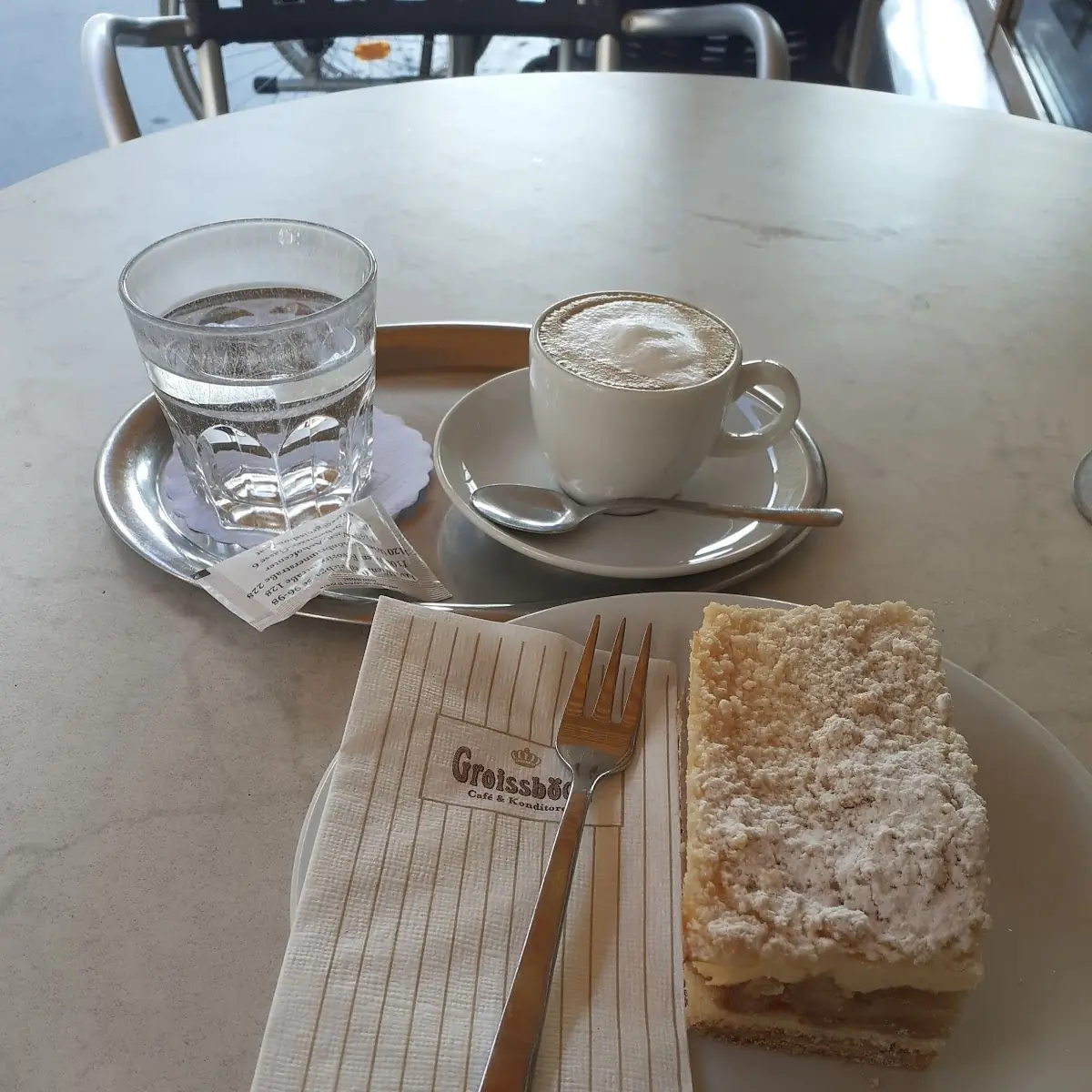 Ein Apfelkuchen