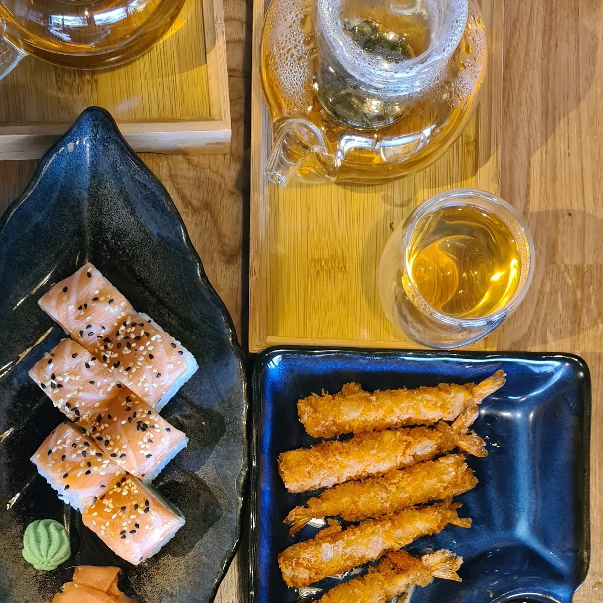 Lachs Maki (18 Stück)
