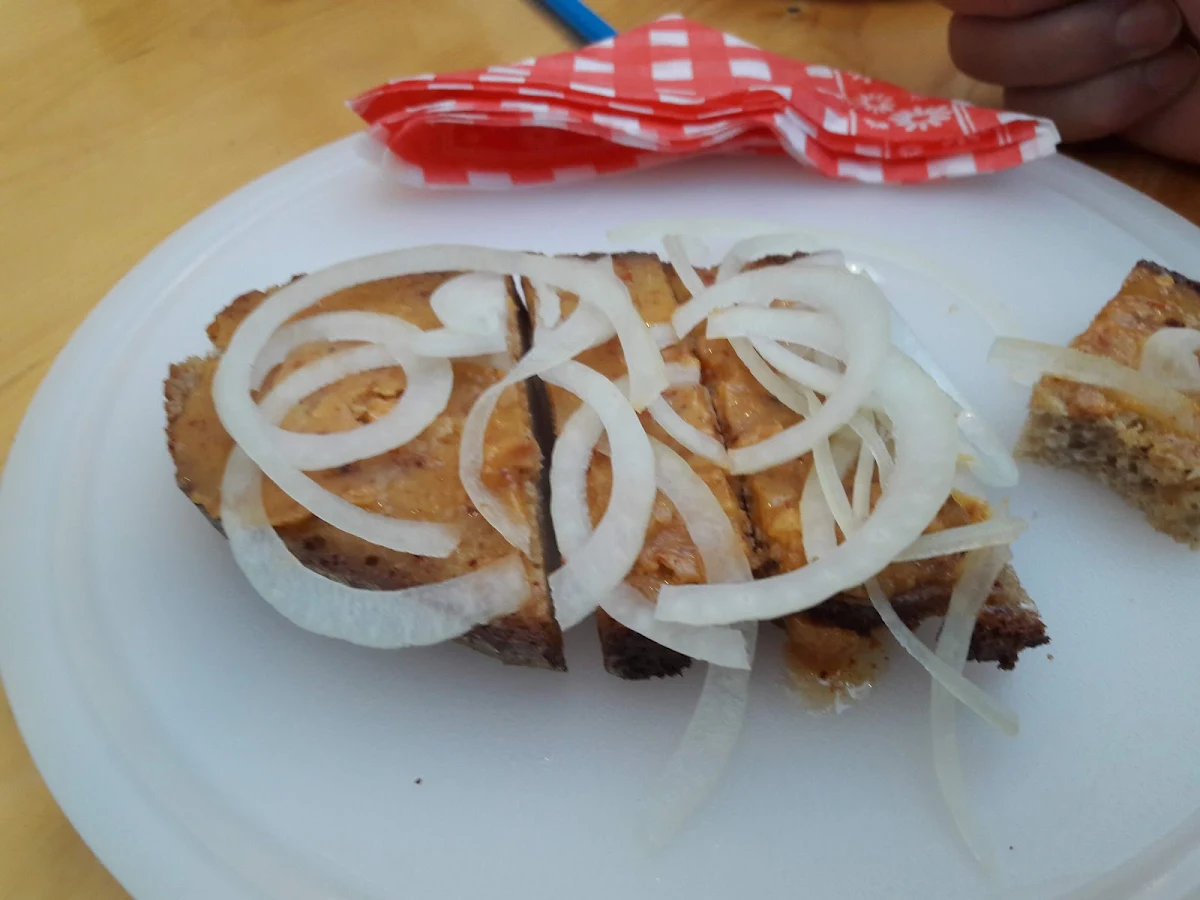 Verhackertbrot