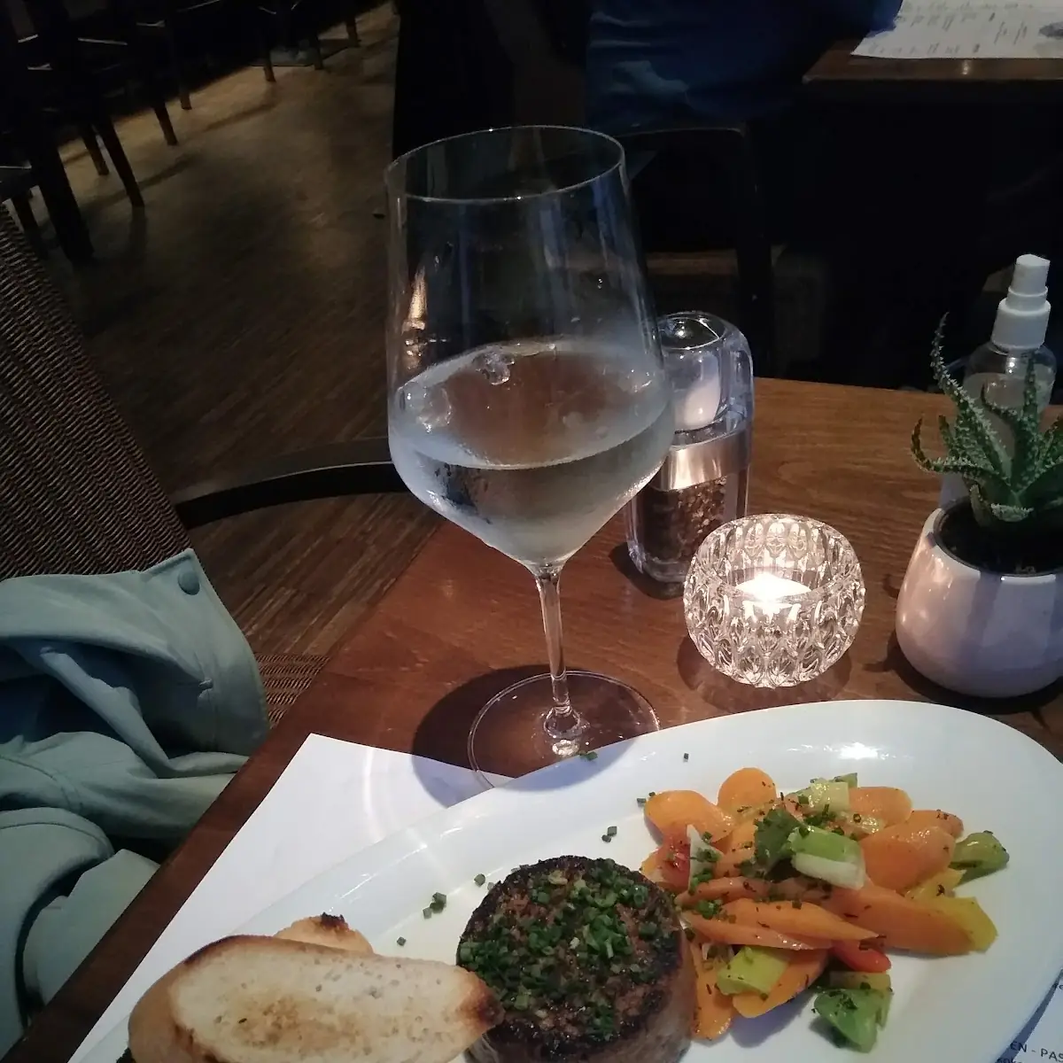 Angebratenes Tartar