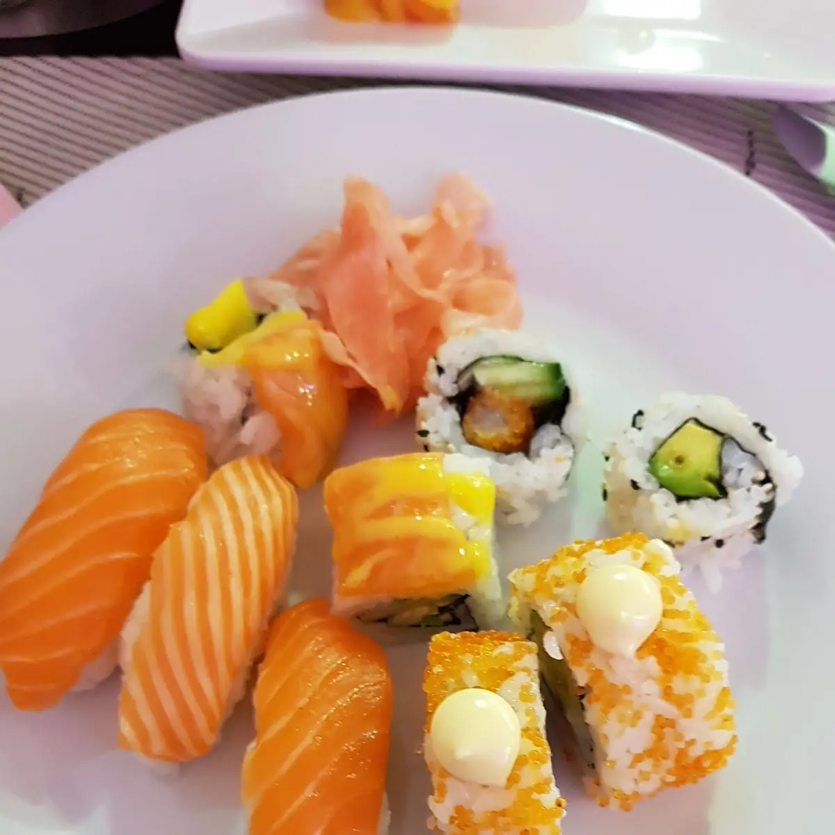 Lecker Sushi