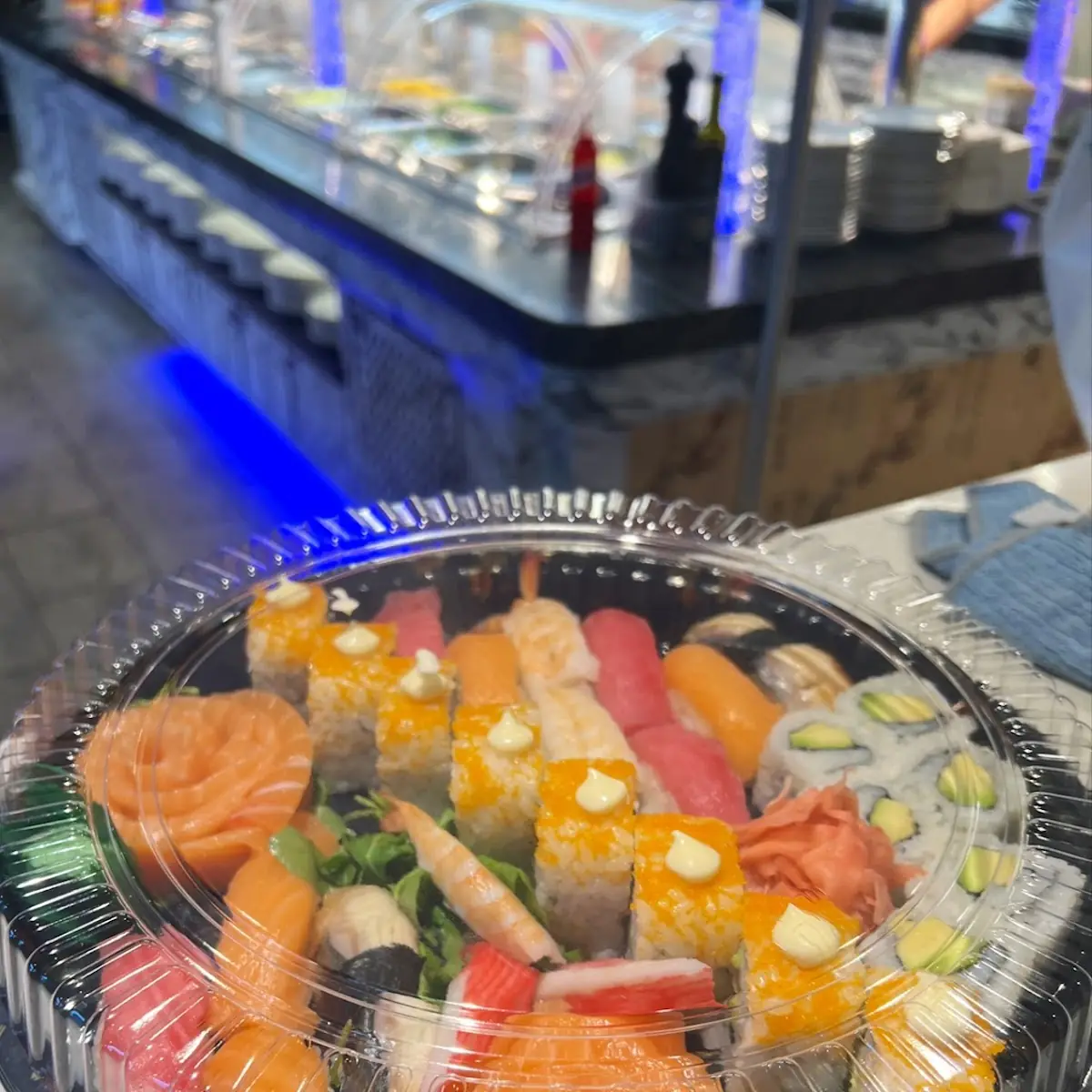 Maki & Sashimi