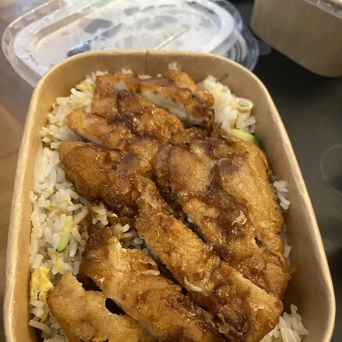Knuspriges Huhn Mit Eierreis