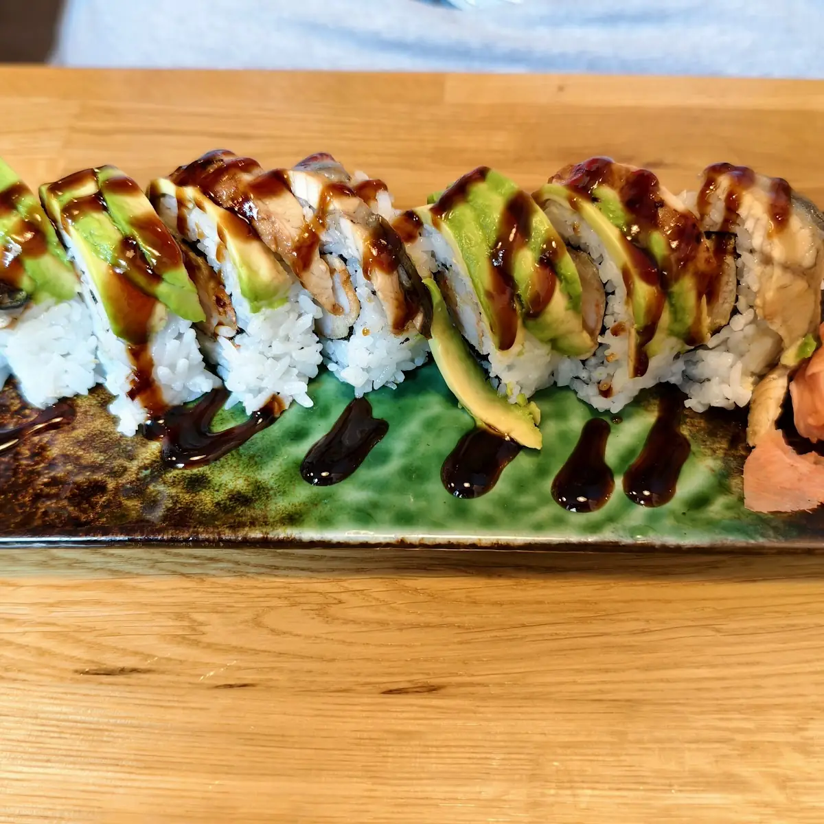 Flamed Salmon Roll