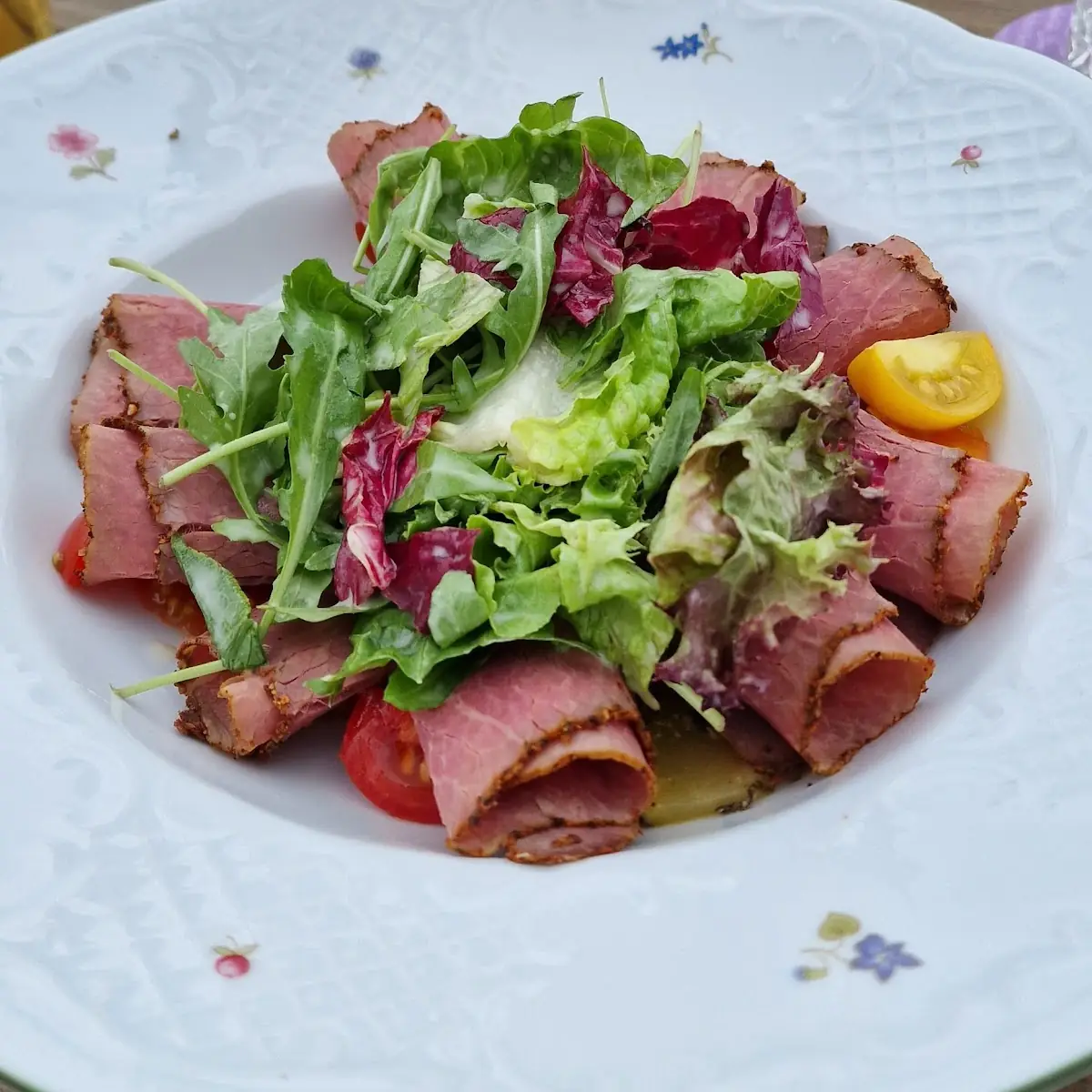 Salatschüsssel Mit Rind