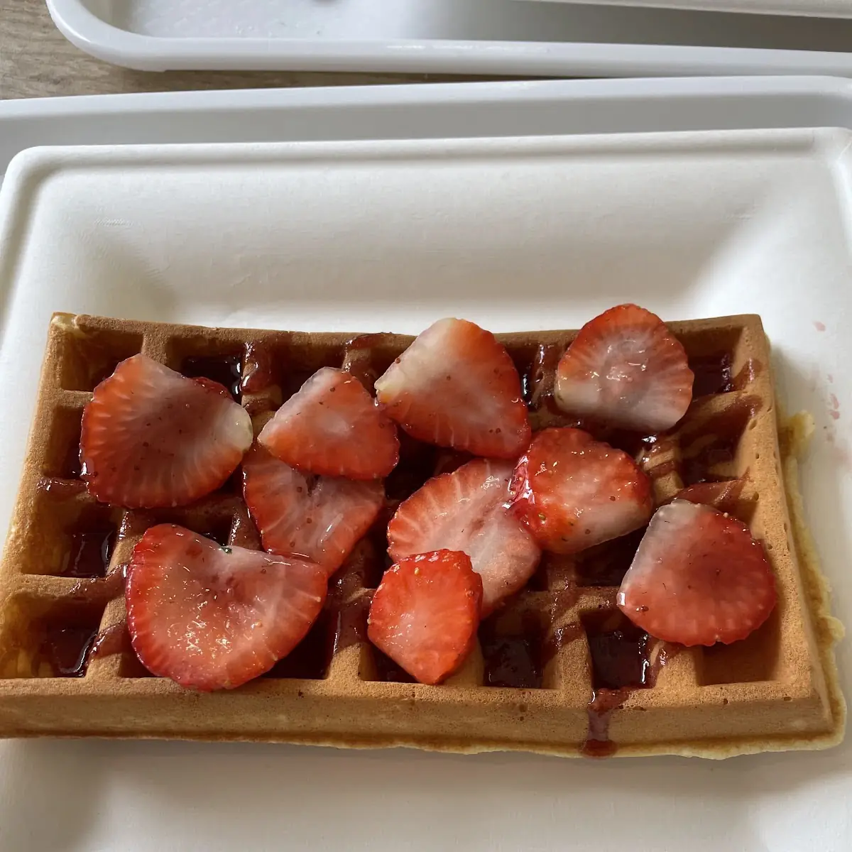 Waffle Mit Erdbeer