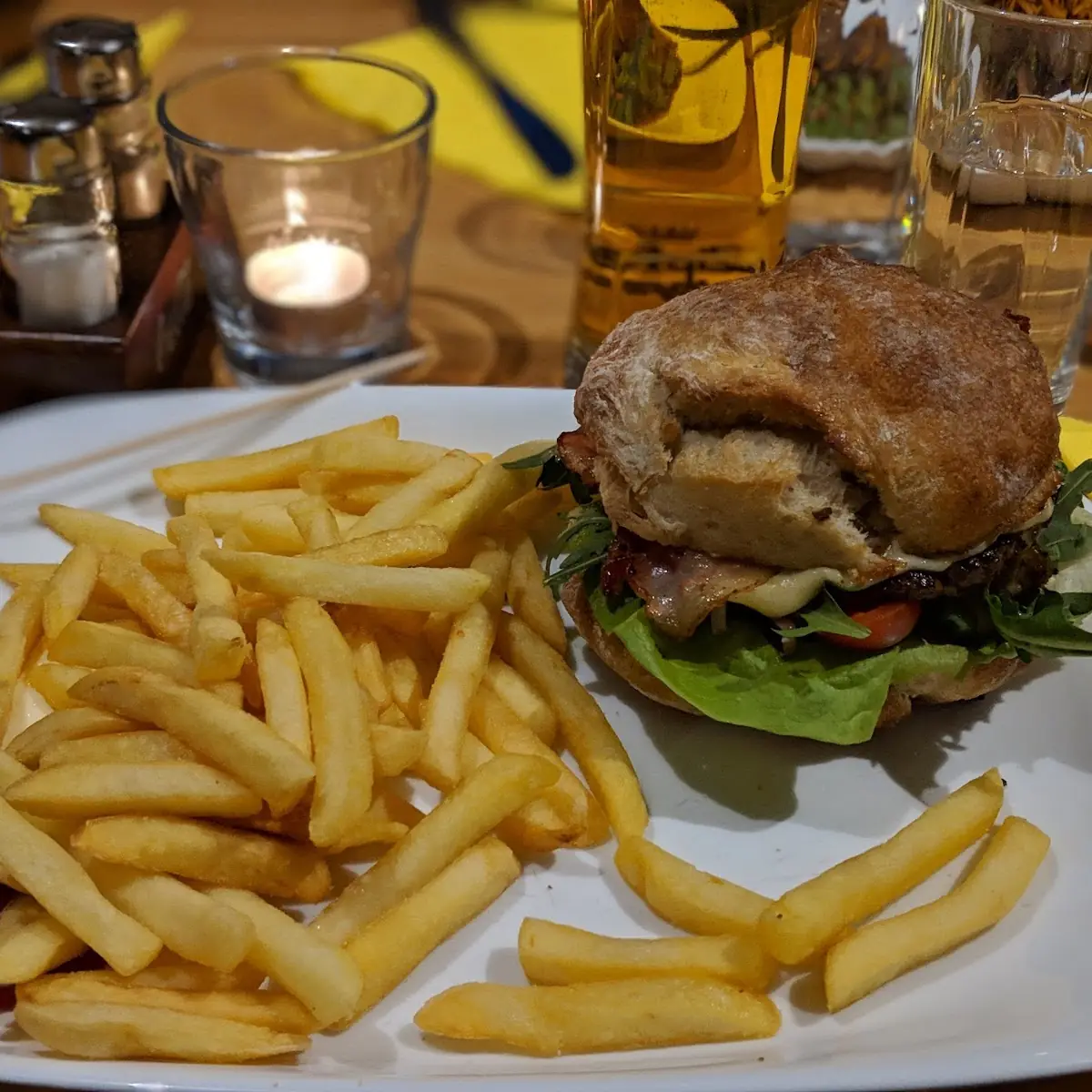 Classic Beef Burger
