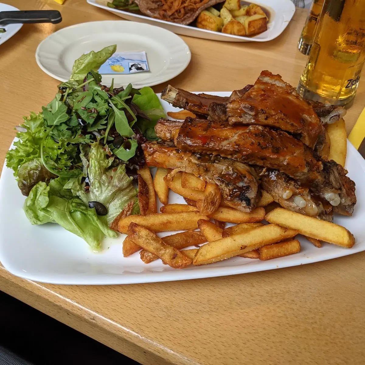 Rippchen Mit Hausgemachter Soße