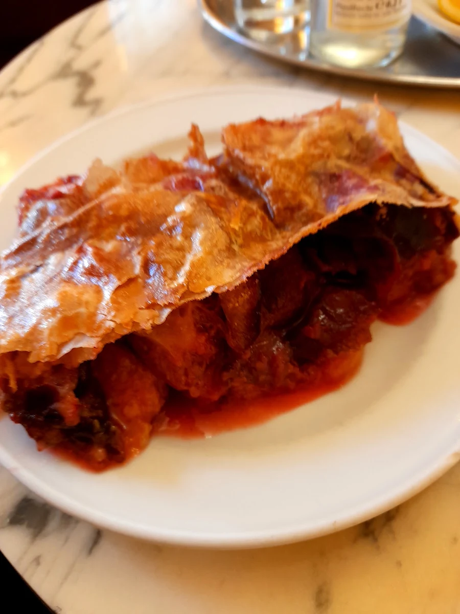Zwetschkenstrudel