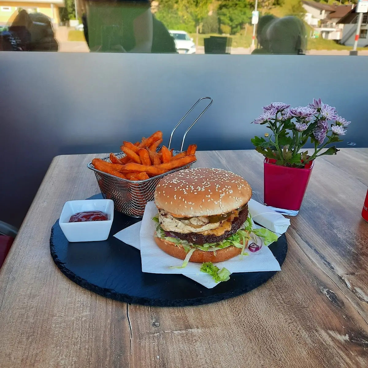 Amerikano Burger Mit Süßkartoffel