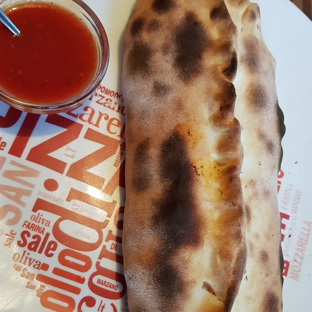 Pizza Tonno Spezial