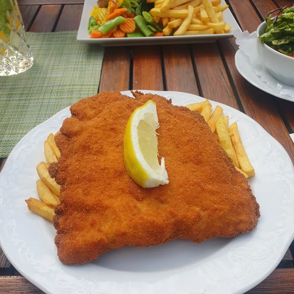 Cordon Bleu Mit Pommes
