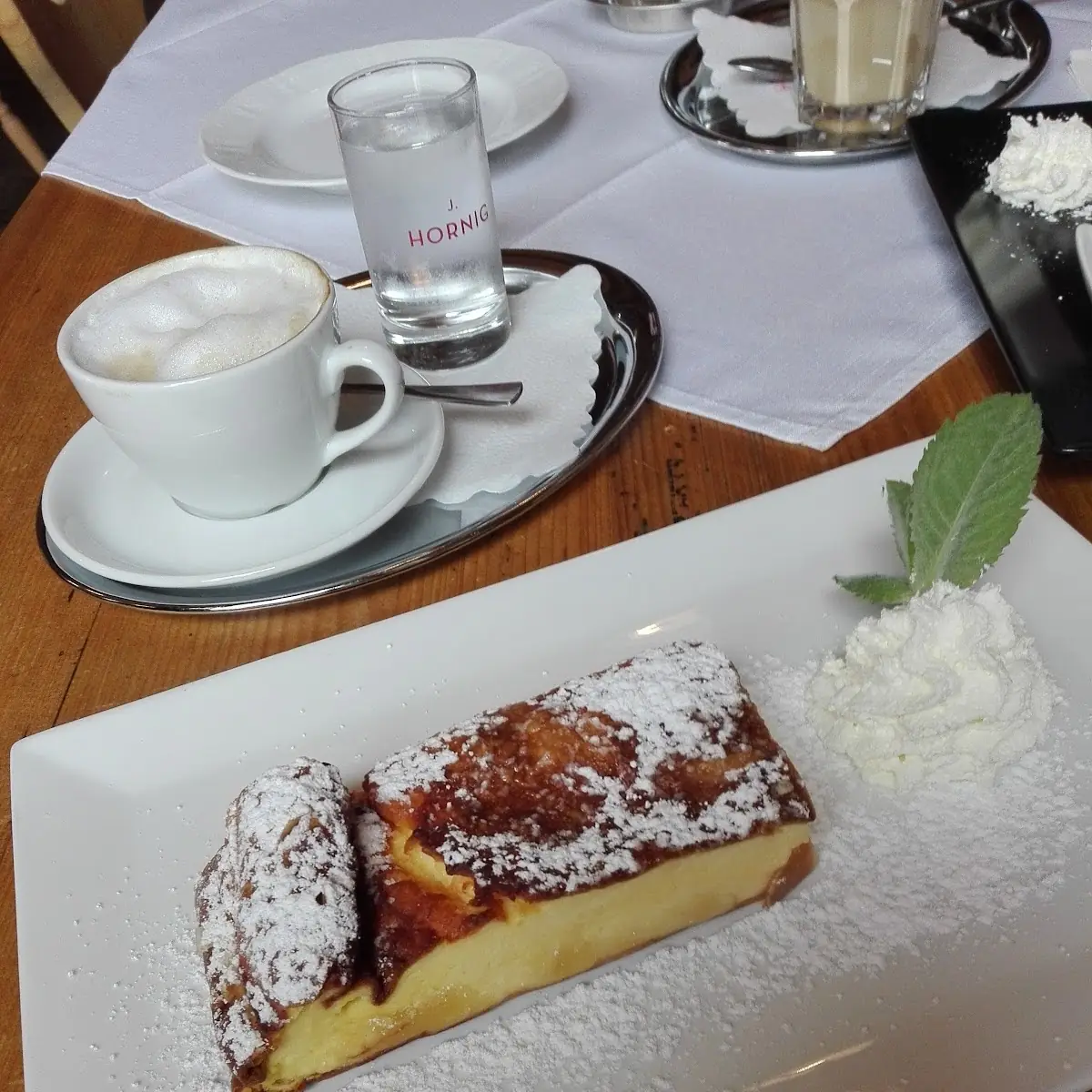 Topfenstrudel