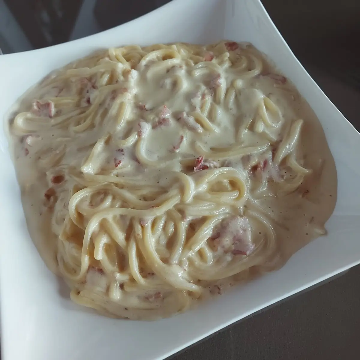 Spaghetti Carbonara Pizza