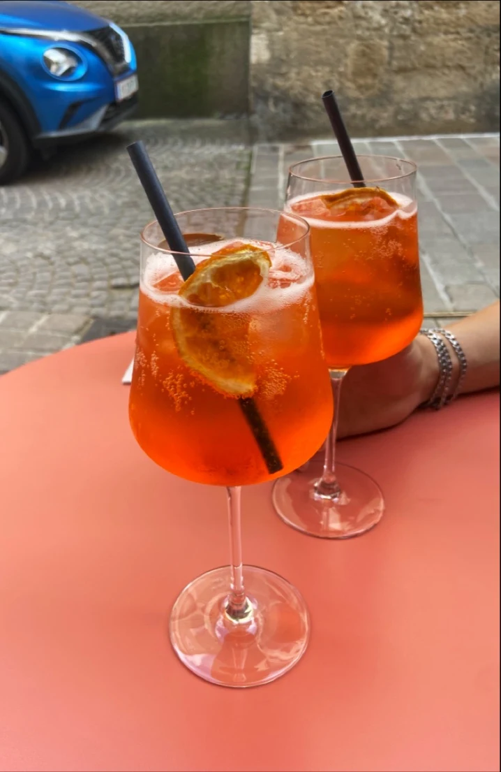 Aperol Prosecco Spritz