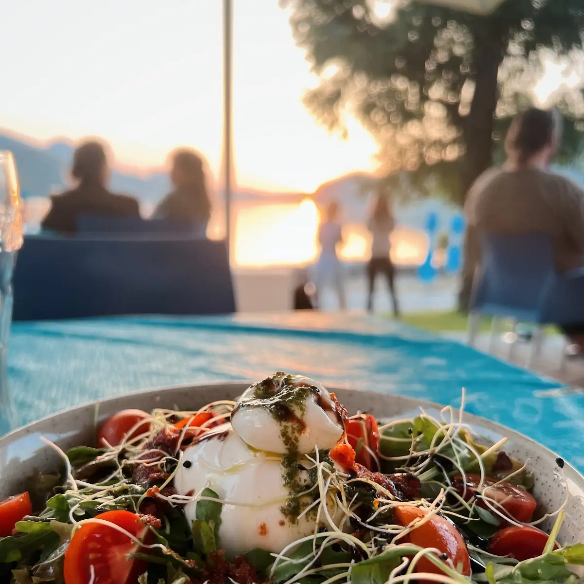 Burrata Caprese