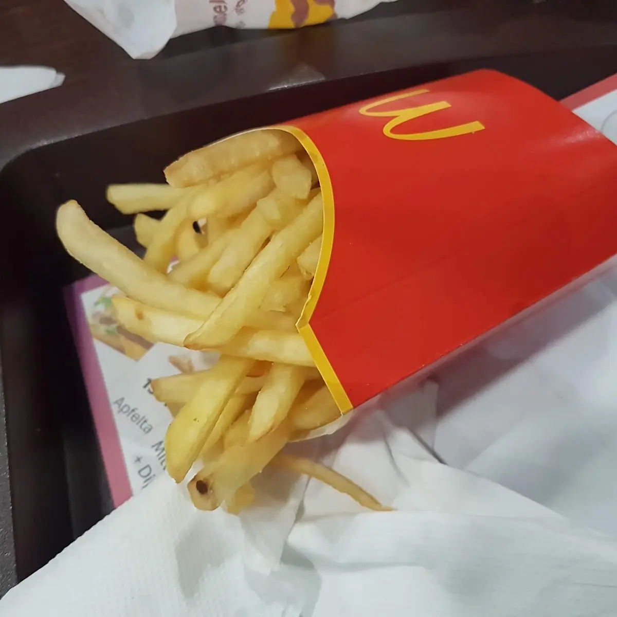 Hamburger Royal TS Menü Mit Pommes Und Fanta