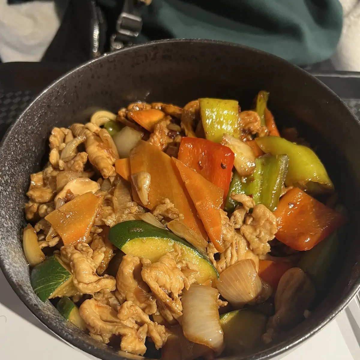 Spicy Chicken And Singapur Chicken Fried Noodles