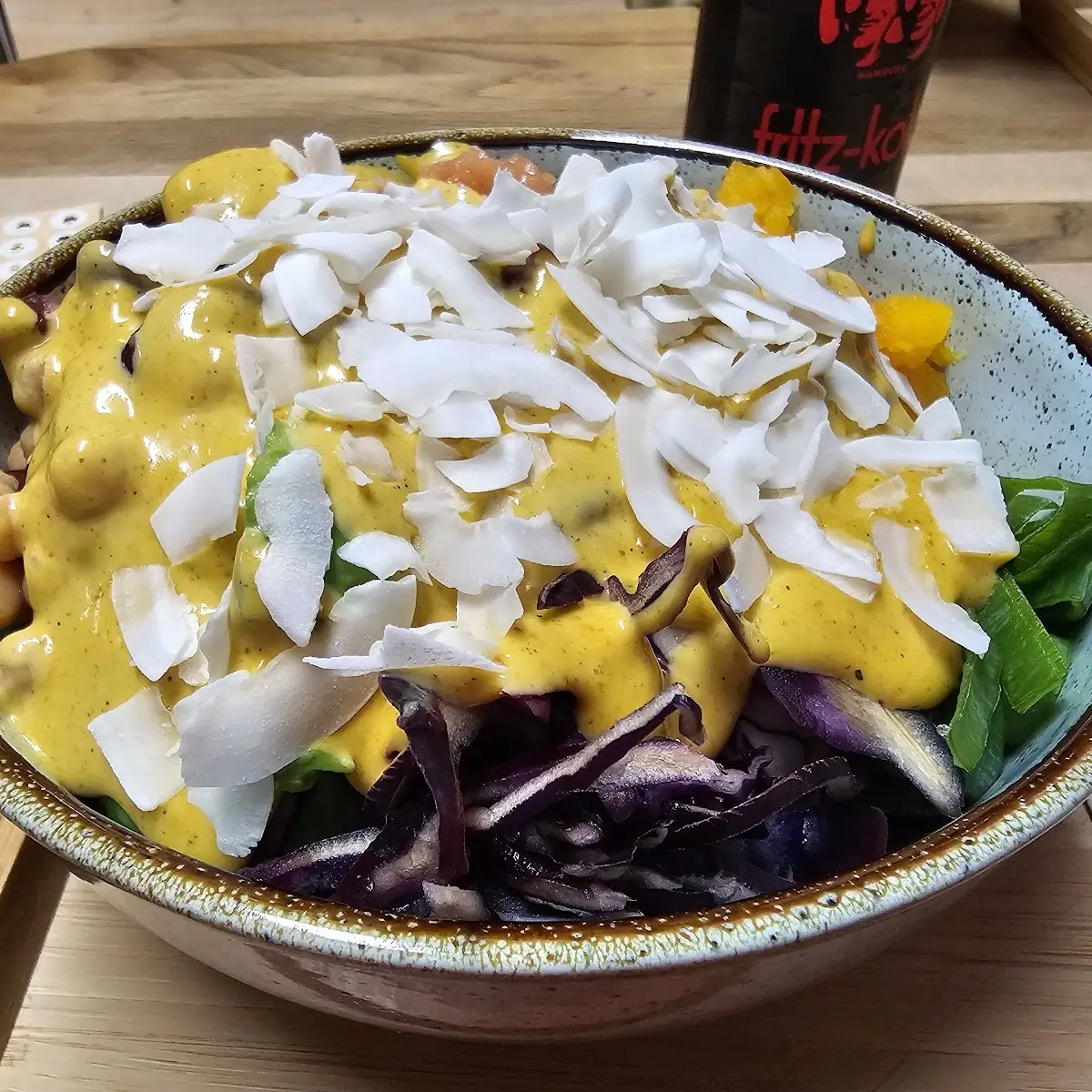 Selbst Zusammen Gestellte Bowl