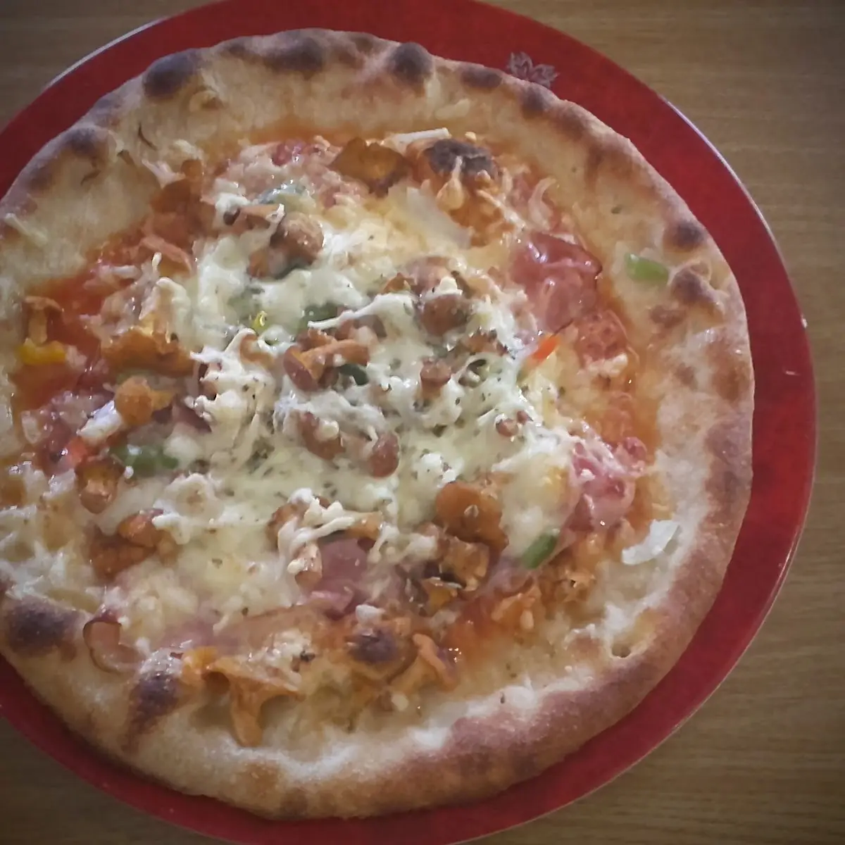 Eierschwammerl Pizza