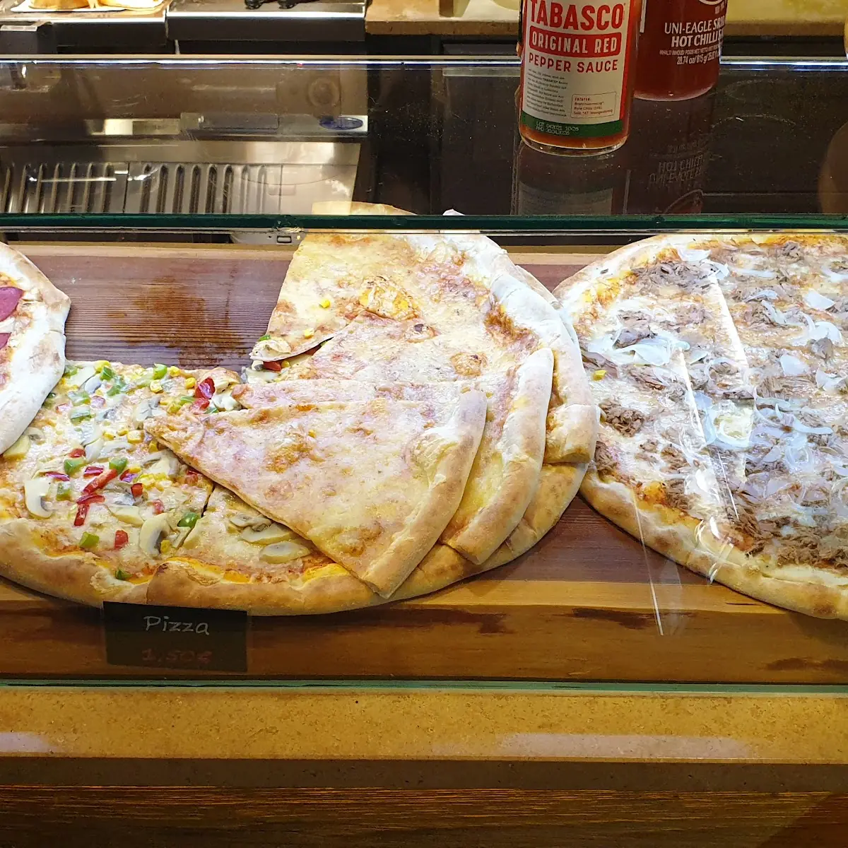 Hausgemachte Pizzen