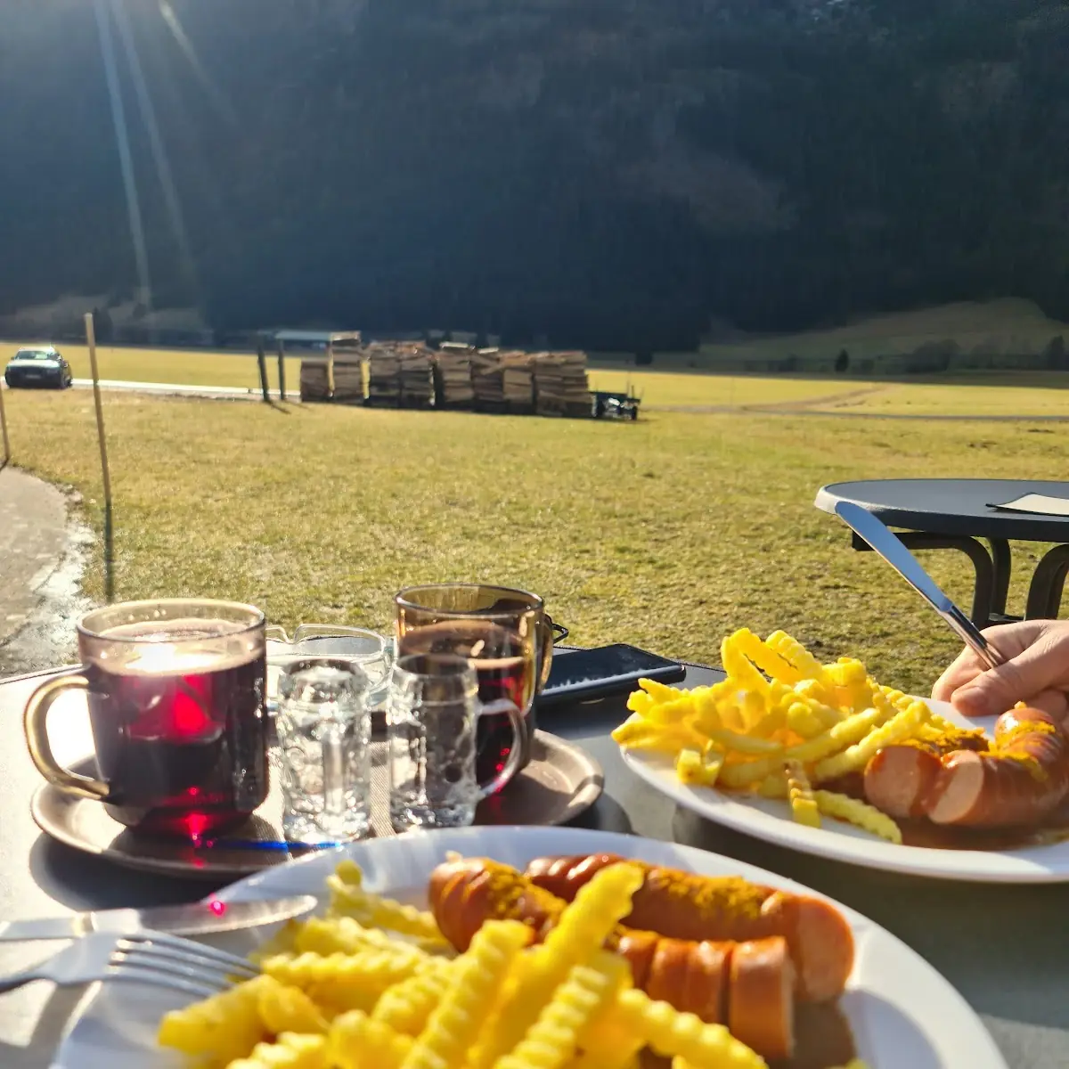 Currywurst Mit Pommes