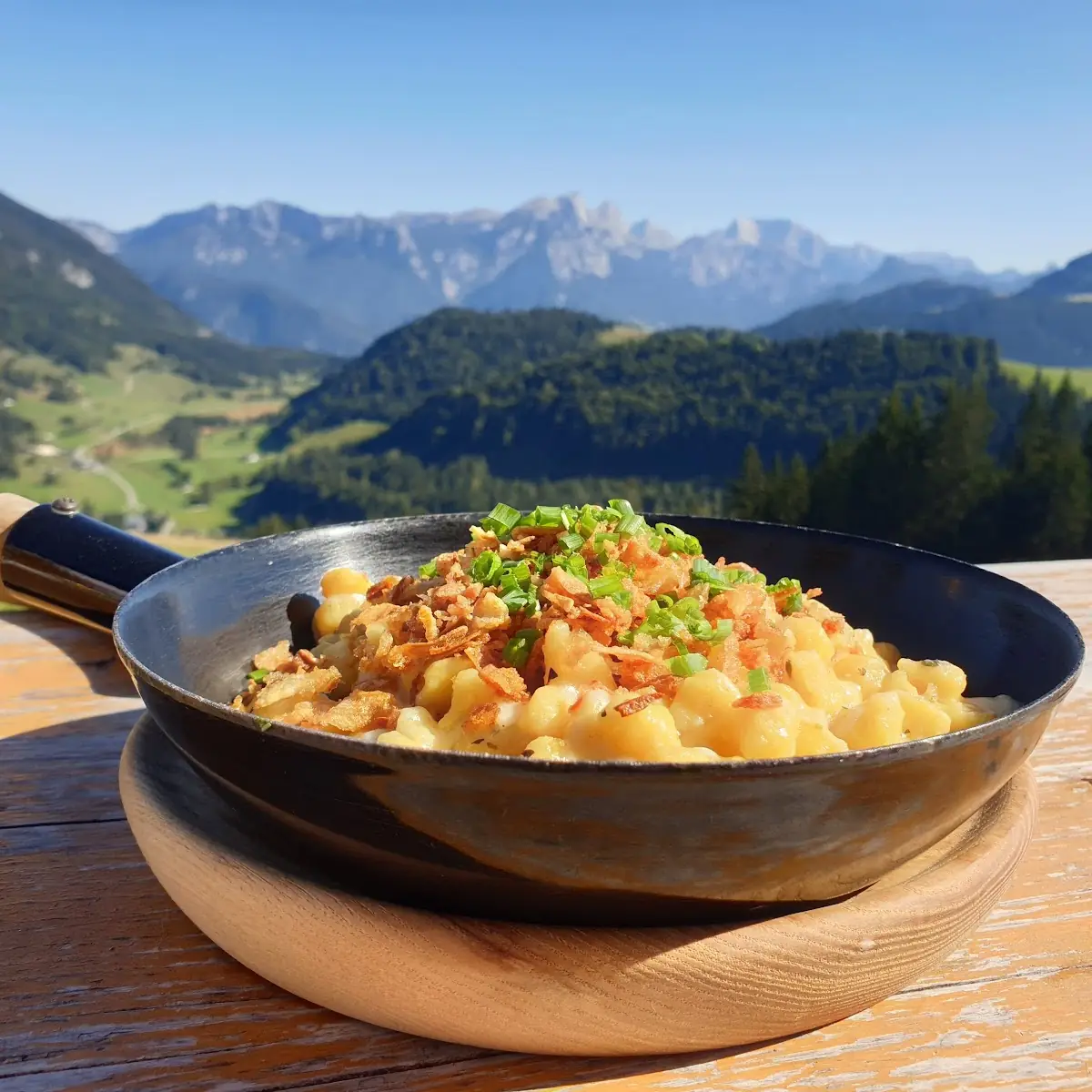 Kasnocken Käsespätzle