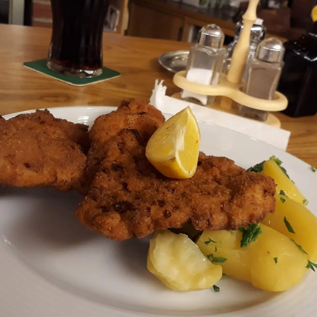 Schnitzel Mit Petersilienkartoffeln