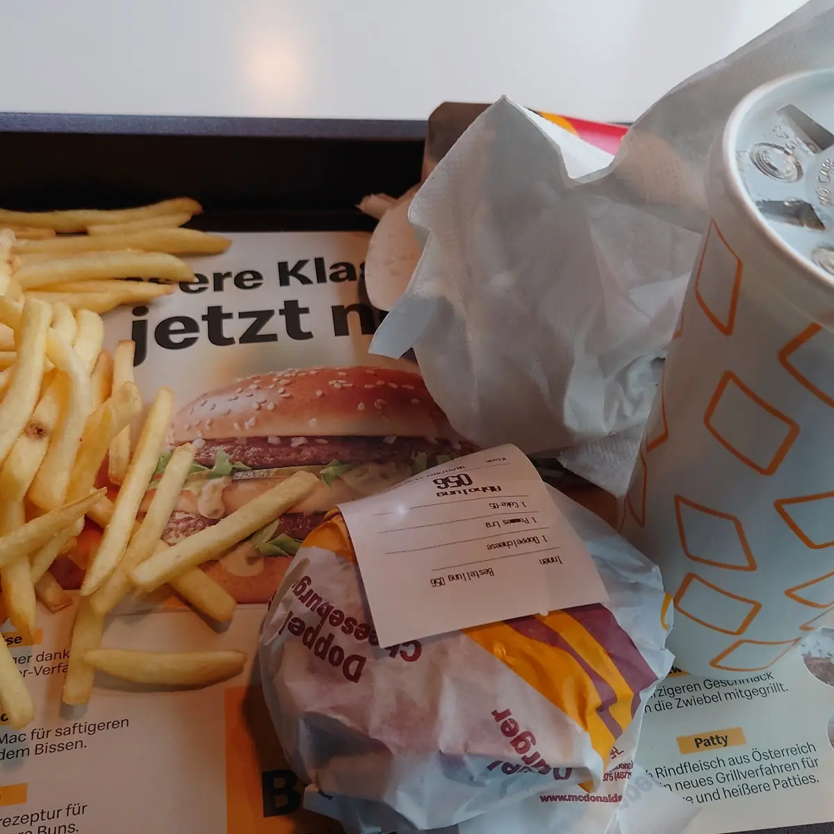 Doppelcheesburger Pommes Und Cola, McDonald's