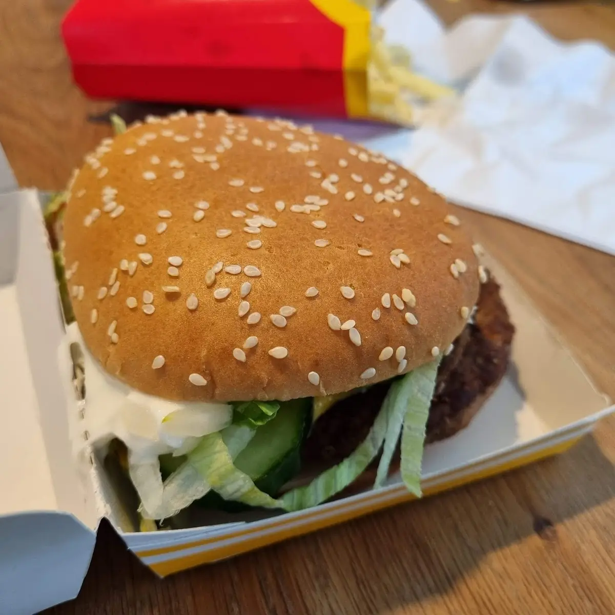 Ein Kaputter Burger, McDonald's