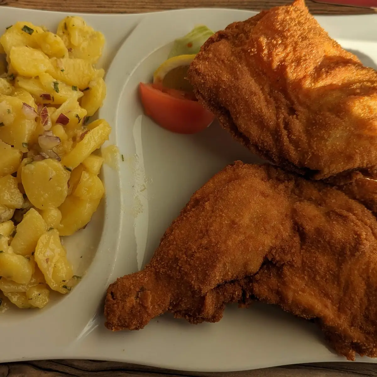 Backhendl Mit Erdäpfelsalat